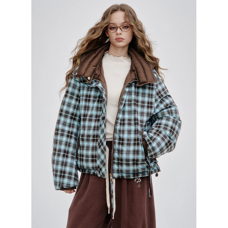 ELFSACK 2025 Nuovi arrivi invernali Piumino reversibile Y2K a righe corto con collo alto e cappuccio per donna