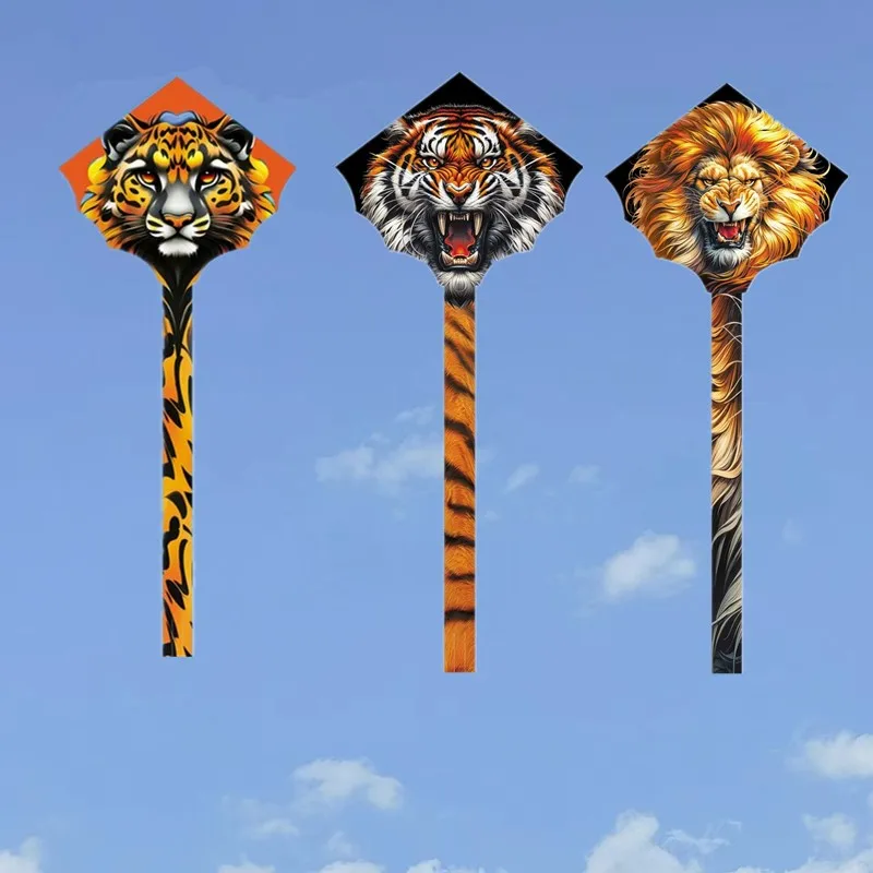 동물 연, 야외 장난감, 어린이 연 날리기, 낙하산, 나무 연, 풍선 수영장, 드론, 자동차 모양 연줄 	 바람 놀이