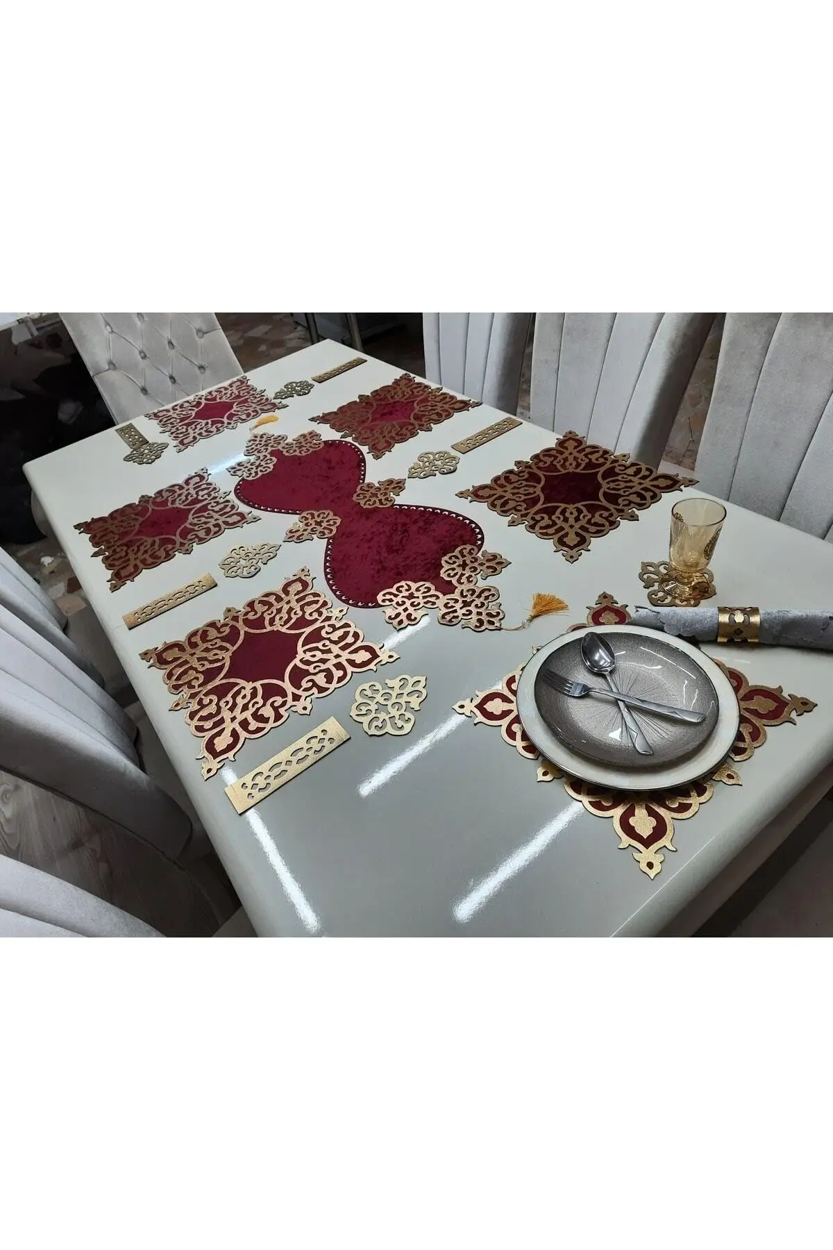 19-Piece Dining Table Runner and Placemat Set for 6, Burgundy Velvet with Gold Accents, Includes Coasters and Napkin