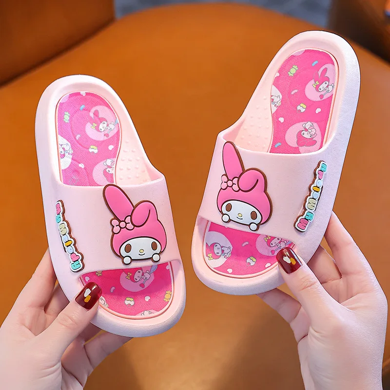 New Kawaii Sanrioed Cinnamoroll Kuromi Melody Children\'s Slippers Summer Boys Girls EVA Soft Soled Sandals Non-Slip Indoor Shoes