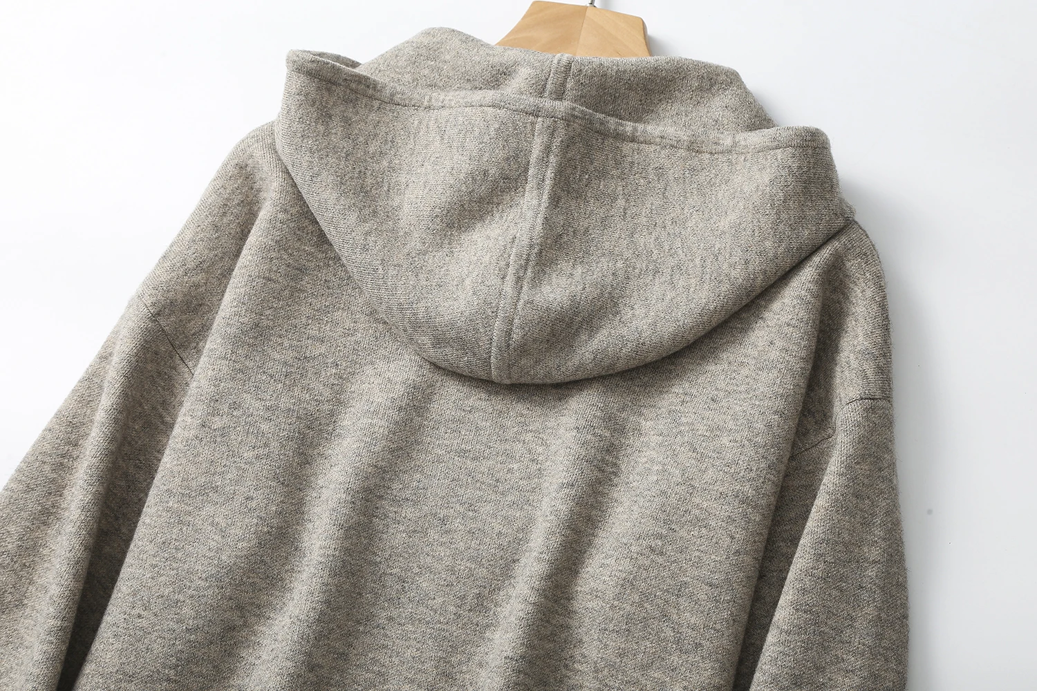 Ethereal MD 2023 autumn new style of Women\'s casual soft warm street shot design warm hooded sweater knitwear