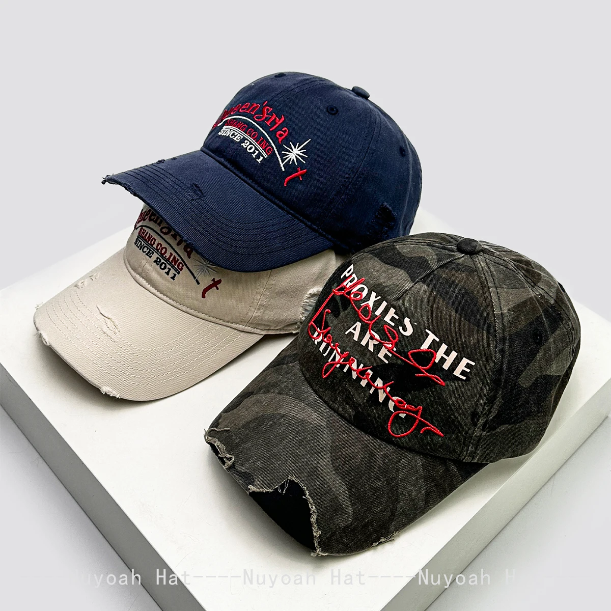 

New Men Women Camouflage Color Letters Broken Style Baseball Hats Sunshade Personal Versatile Retro Peaked Caps Street Fashion