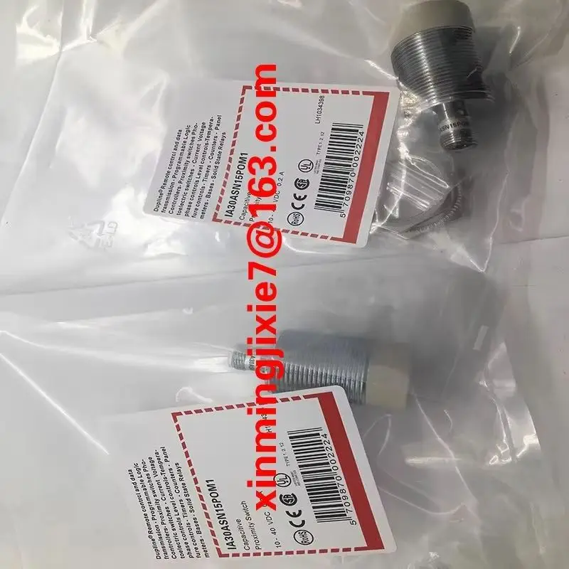 New in stock  original proximity switch warranty guarantee  IA30DSN15NO IA30DSF10PO IA30DSF10NO sensor