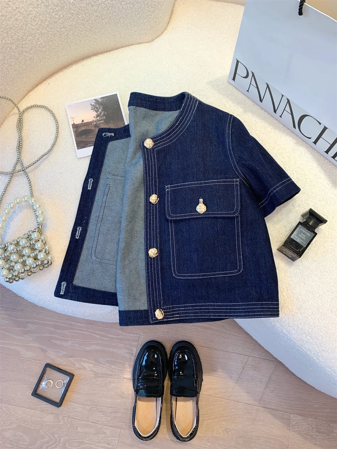 Retro denim manga curta para as mulheres 2025 verão novo francês elegante o pescoço moda único breasted solto curto topo