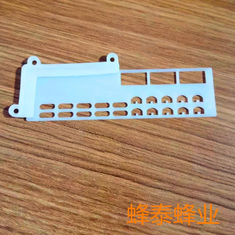 10PCS  Plastic anti escape sheet for Chinese bee hives, nest door, king shaped sheet, beekeeping tool