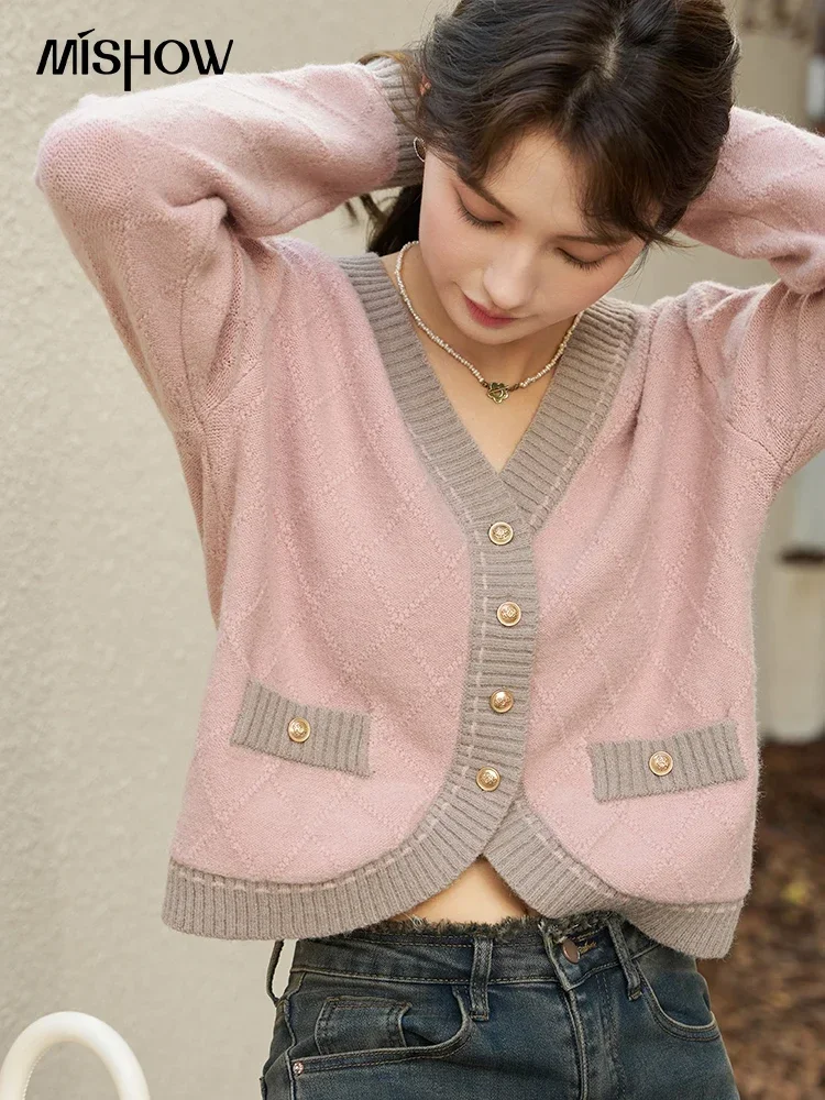 MISHOW Fragrant V-neck Long Sleeve Knitted Cardigan for Women 2023 Rhombic Plaid V-Neck Pink-grey Single Breasted Top MXC43Z0120