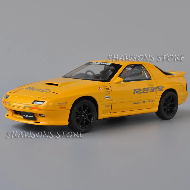 1:24 waga Model odlewu zabawka samochodowa RX-7 RX7 miniaturowa replika Pull Back światło dźwiękowe