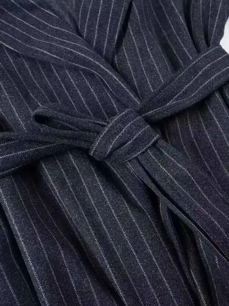 여성용 신상 라펠 긴 소매 루즈핏 윈드브레이커 패션 트렌드 봄 가을 2026 블루 스트라이프 스카프 캐주얼 트렌치코트