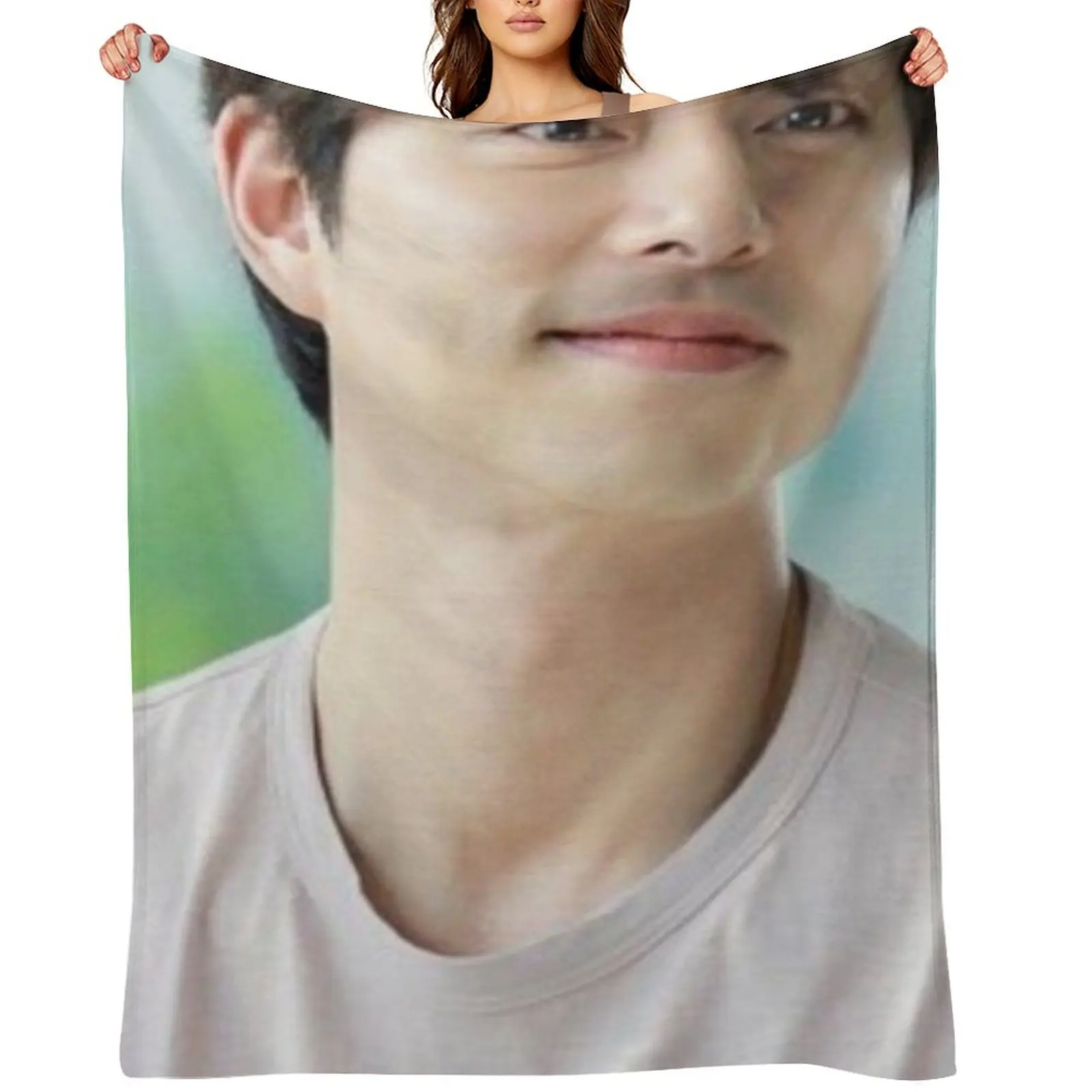 

Gong Yoo Throw Blanket Hair Beach anime Luxury Brand Blankets