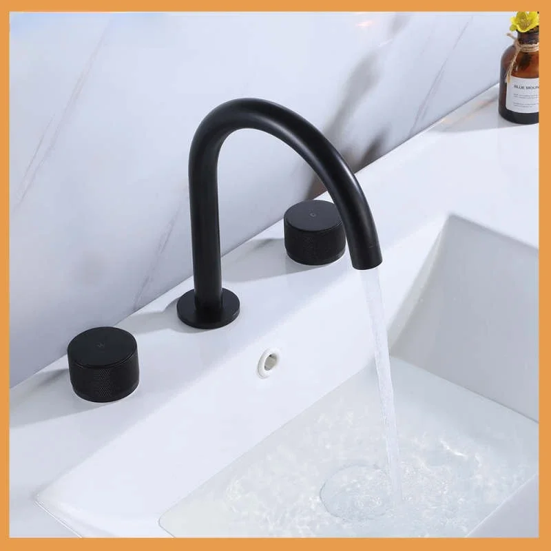 Bathroom Accessories All Copper Three Hole Split Basin Faucet