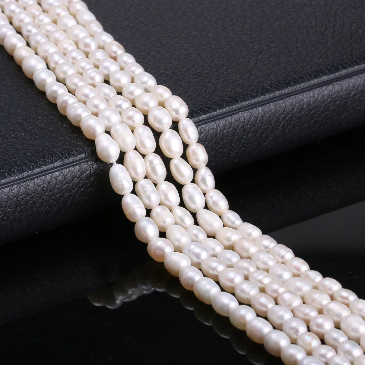 

Natural Freshwater Cultured Pearls Beads Rice Shape 100% Natural Pearls for Jewelry Making DIY Strand 14 Inches Size 5-6mm