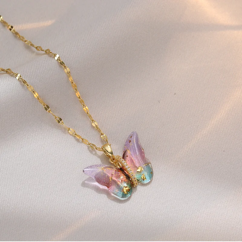 Classic Micro-embedded Colorful Cute Butterfly Necklace, Fashionable and Charming Animal Stainless Steel Clavicle Chain