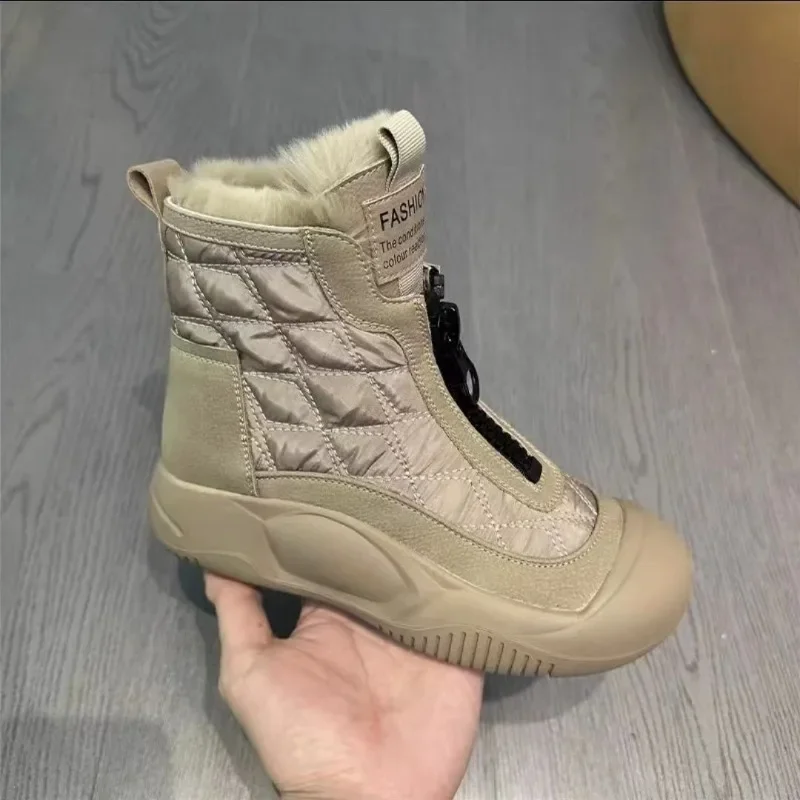 2026 Cotton Shoes Fashionable, Warm and Comfortable Thick Sole  Leather Women\'s Short Boots  Wool Cotton Shoes Waterproof Boots