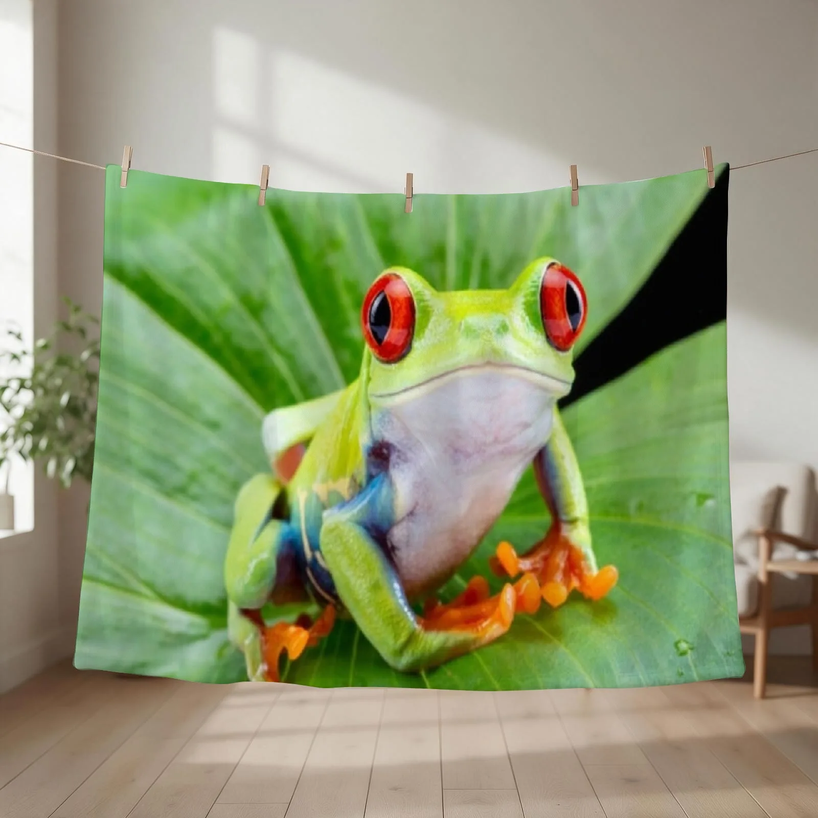 Red Eyed Tree Frog, Agalychnis Callidryas Throw Blanket couch cozy soft plush fuzzy picnic outdoor blanket