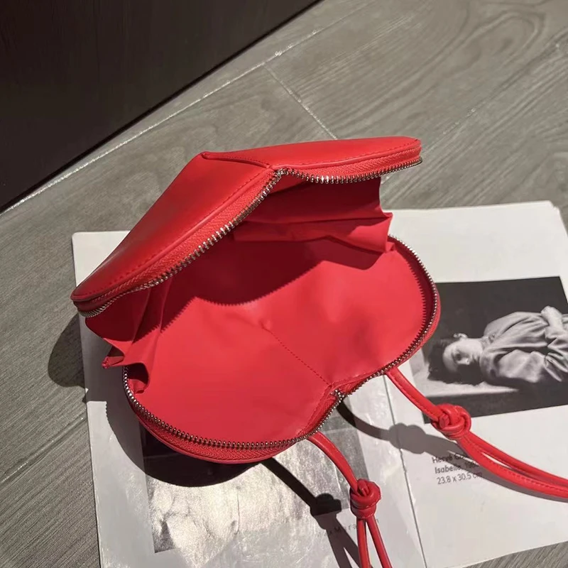 Peach Heart Shape Luxury Designer Handbags For Women 2023 New Fashion high quality Purse Simple Versatile Lady Small Shoulder Crossbody Bags Frete Grátis Chegada Rápida