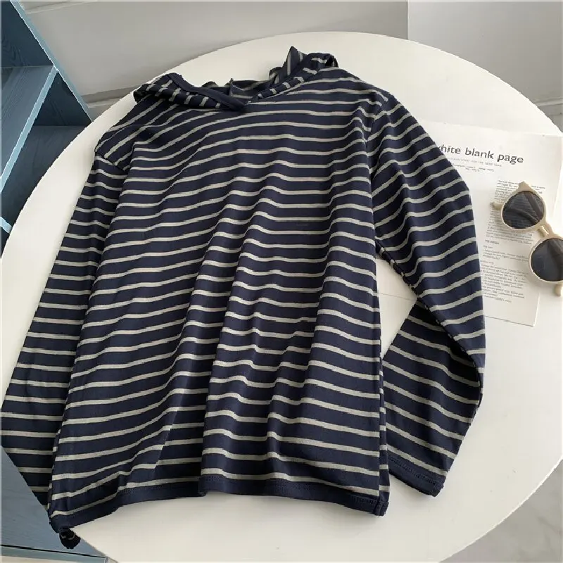 레트로 스트라이프 긴팔 후드티 여성 한국 버전 루즈핏 가을 풀오버 패셔너블하고 다재다능한 부드러운 스웨트셔츠