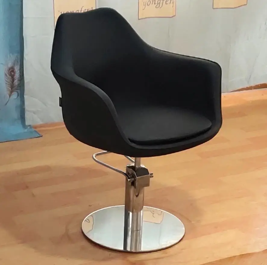 2022 latest French black salon chair hydraulic chair manicure chair 8 years of use