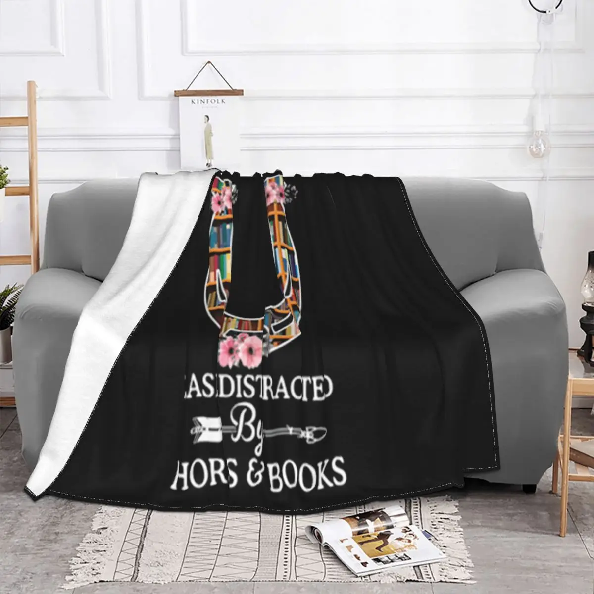 Horseshoe Easily Distracted By Horses 038 Books Casual Fitness Goth Colour Halloween Hot Sale Throw Blanket