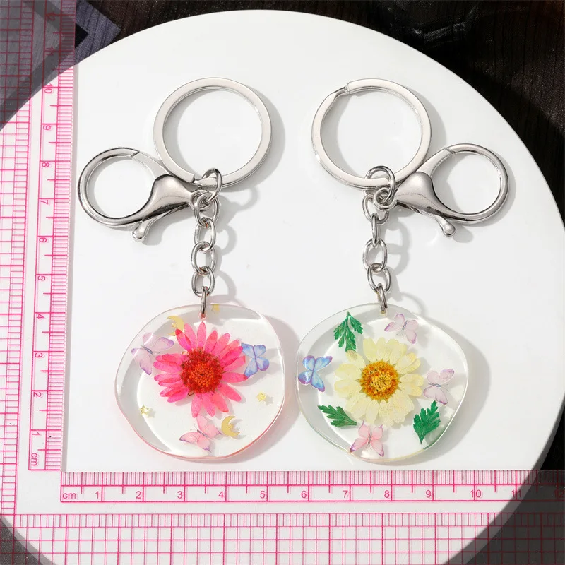 Creative Natrual Real Dried Flower Style Resin Key Chains Hibiscus Daisy Petal Pendant Lobster Clasp Keychain Pendant Keyring