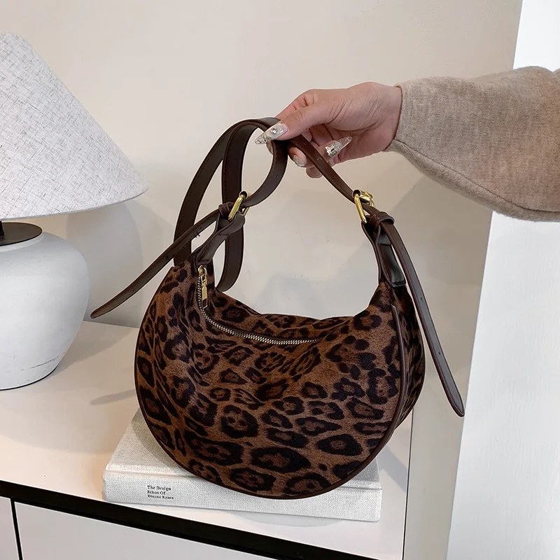 

Retro Leopard Print Crossbody Bag for Women Shoulder Bags Fashionable Versatile Purse and Handbags Mother Kids Bags for Girl Sac