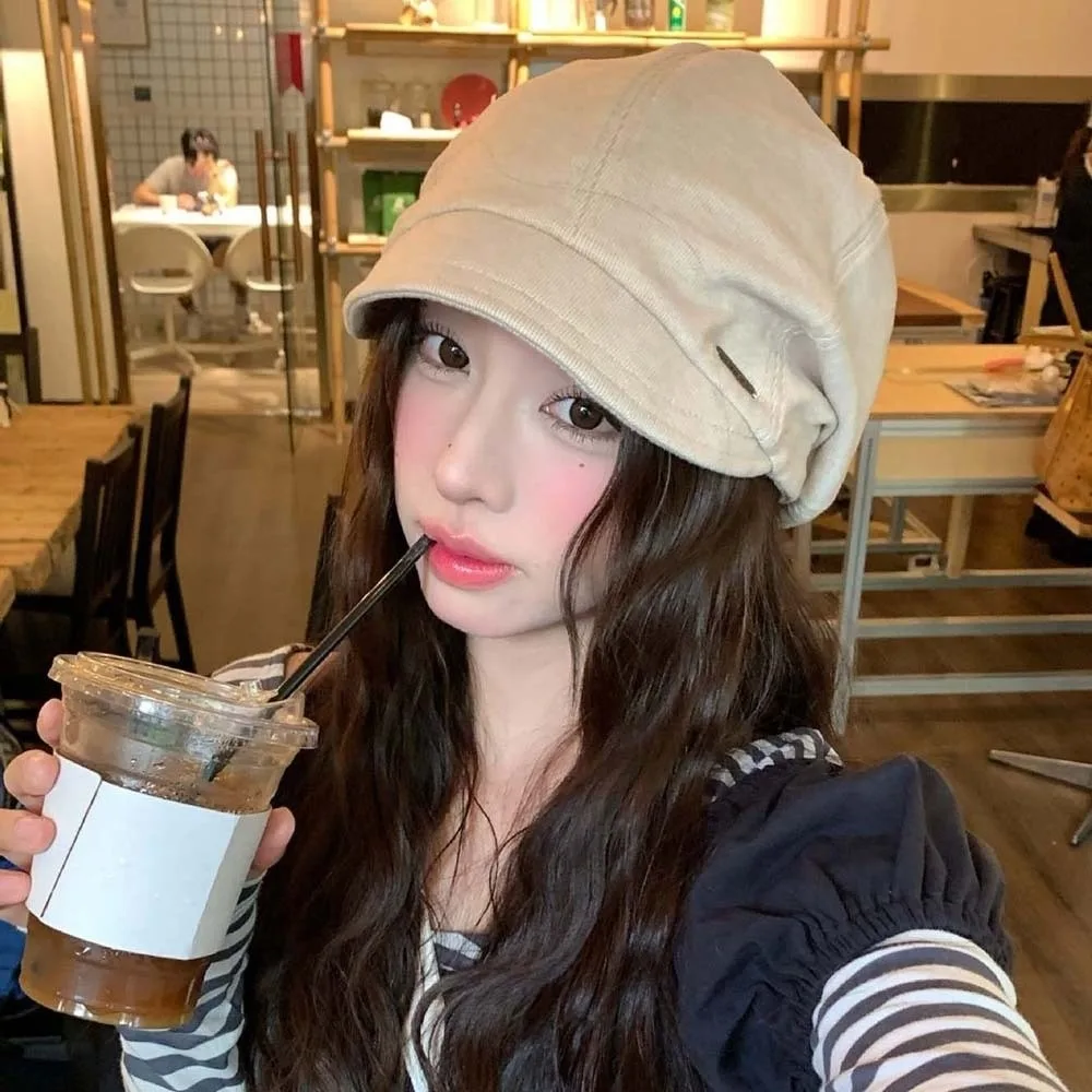 Rivet Ornament Slouchy Beret Face Framing Soft Fabric Short Brim Hat Elastic Band Warm Lining Studded Beanie Outdoor Travel