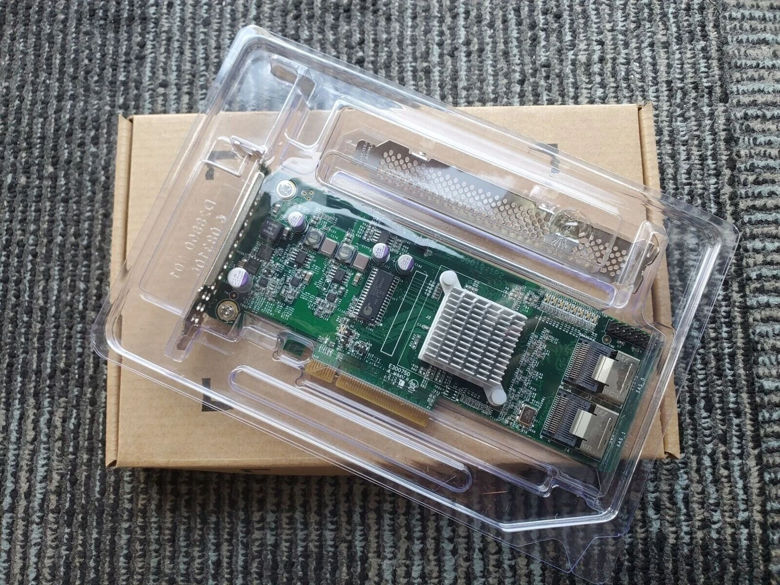 9211-8i-6gbps-fw-p20-itモード-zfs-freenas-unraid-us
