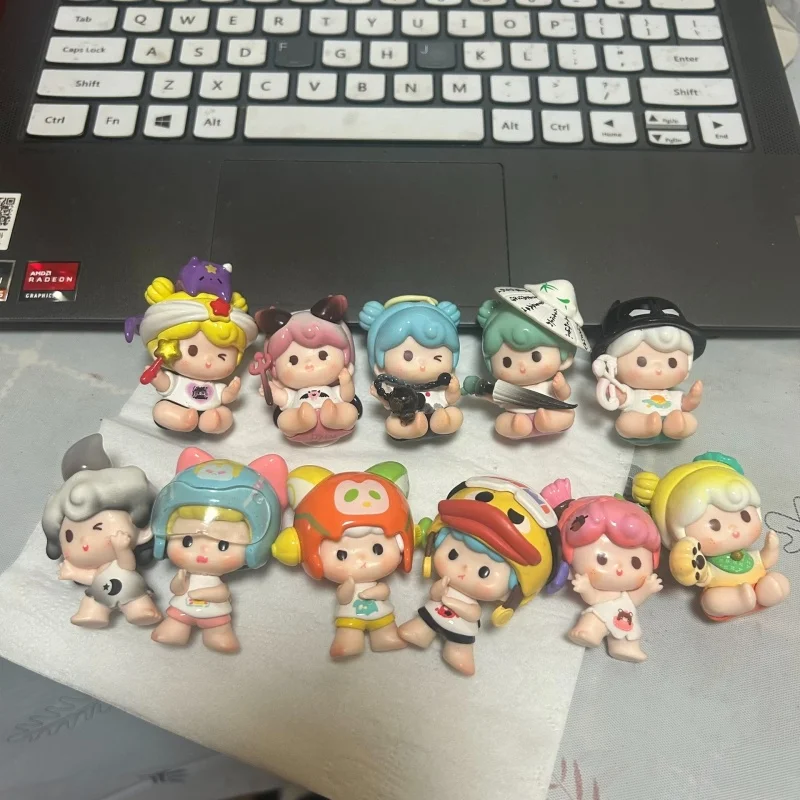 

Yoyo 72 Changes Now Series Mini Blind Box Authentic Trendy Collectible Figures Desktop Ornaments Gift For Figure Lovers Custom