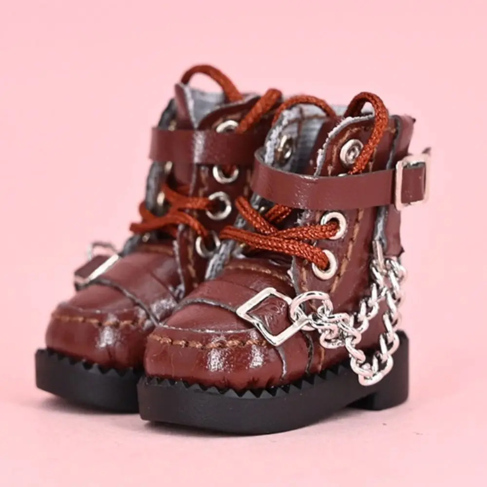 1 paio di stivali per bambole Obitsu 11 alti Mini catena di metallo 1/12 scarpe in pelle per bambole Bjd GSC stivali per bambole Bjd 1/12 con tacco alto Obitsu11