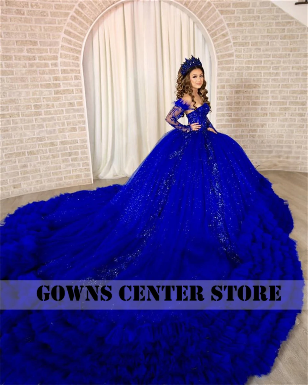 ROYAL BLUE ลูกปัด Applique Quinceanera ชุด Tulle Ruched รถไฟ Feather สามในสี่แขน Ball Gown เม็กซิโกที่กําหนดเอง