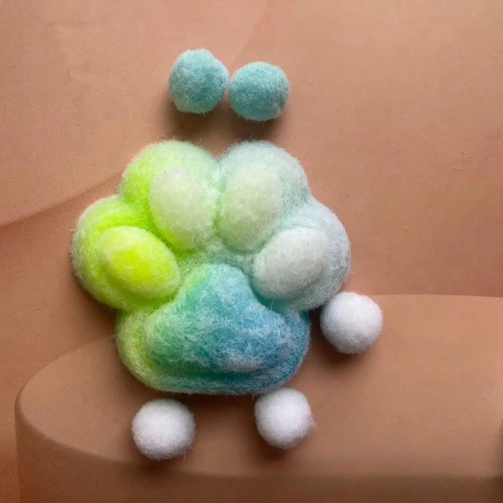 Plush Soft Rubber Cat Paw Squishy Fluffy Cute Animal Sensory Fidget Toy Anti-Anxiety Desktop Relax Decor Stress Relief Ornament For Adults Teens Daily Leisure