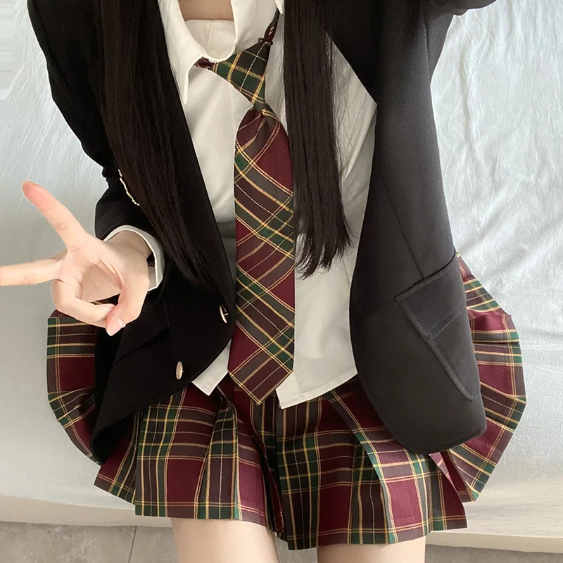 Moda scolastica giapponese Jk Uniforme scolastica Cappotto Gonna scozzese Set Giacche a maniche lunghe con risvolto nero Costume stile college Ragazza della scuola