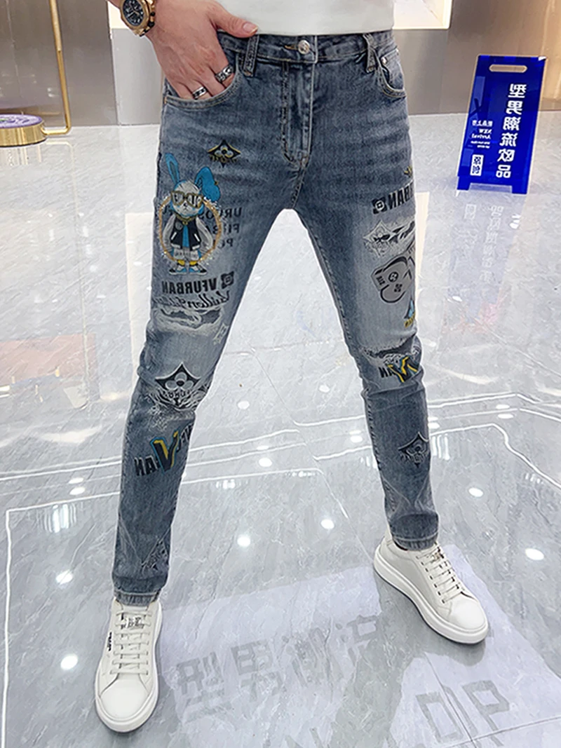

Men's Cartoon Rabbit Denim Jeans Letter Print Slim Fit Faionable Light Luxury Cuffed Pants mid Waist Zipper Casual Summer