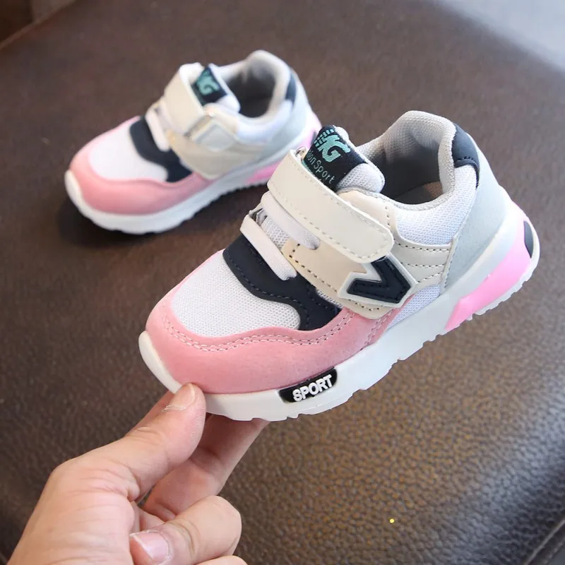 รองเท้ากีฬาเด็กผู้หญิง SNEAKER anak Laki-Laki เด็กในฤดูใบไม้ร่วงฤดูใบไม้ผลิรองเท้าเด็กตาข่ายนิ่มระบายอากาศได้กันลื่น