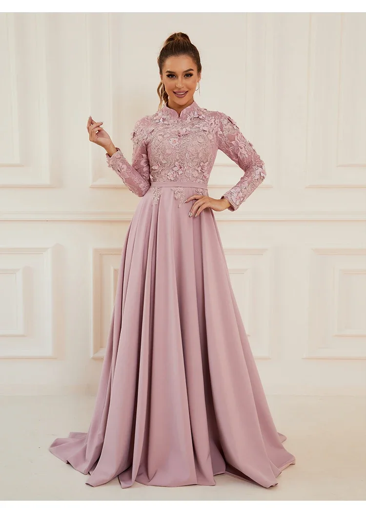 

Pink Vintage High Neck Luxury Lace Appliques Spandex Satin Evening Dresses With Train Long Sleeve Muslim Formal Dresses