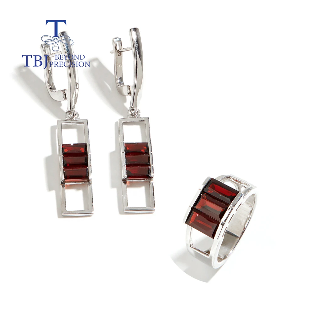 

Natural Garnet January Birthstone Light Luxury Ring & Earrings Set for Women & Girls Fashion Jewelry for Romantic Gift