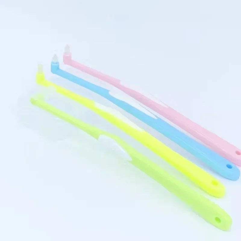 

Средства для чистки зубов для собак и кошек, инструмент для удаления неприятного запаха изо рта и зубного камня, 2 шт., супермягкая щетка для пальцев домашних животных