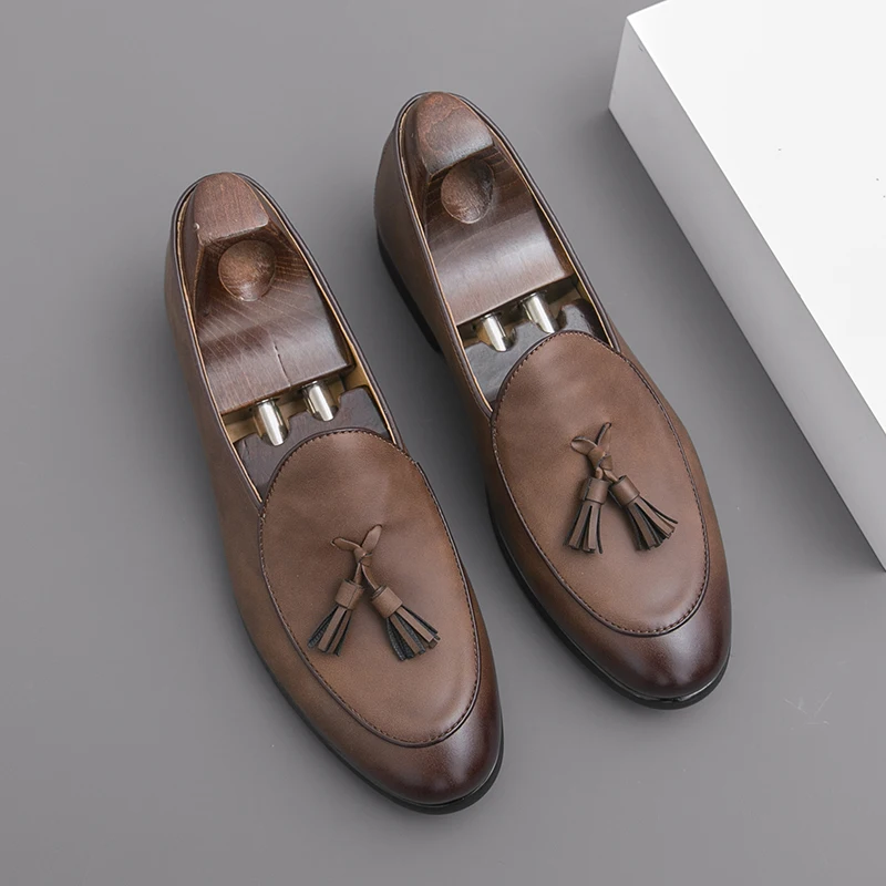 

Business Men Fringed Shoes Black Brown Men Casual One-foot Comfortable Fashionable Office Leather Shoes Driving Travel Shoes Men