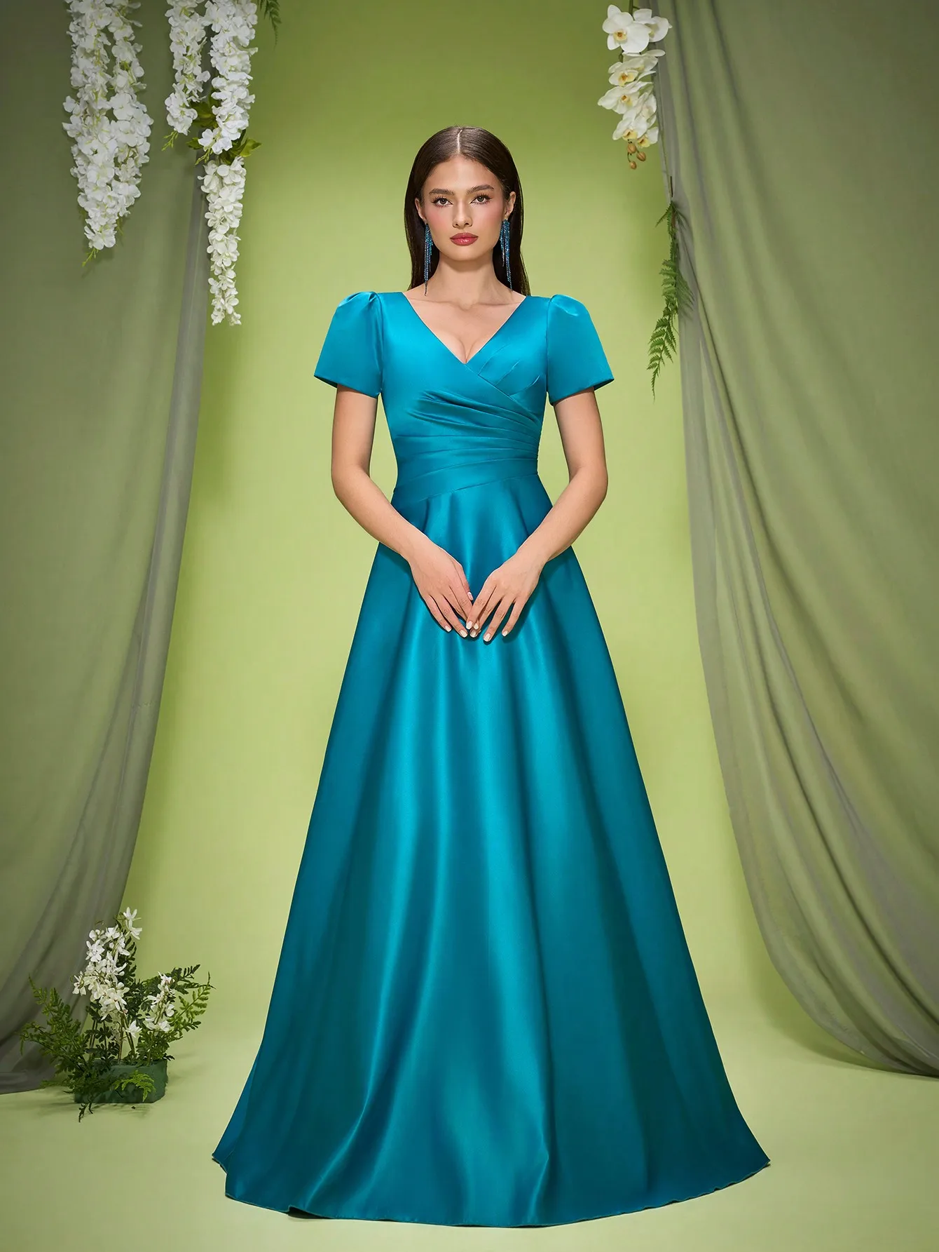 Mgiacy Nowa Kolekcja Sukienka Druhny z Dekoltem w Serek, Elegancka, Marszczona Bufiasta Rękaw, Satynowa Długa Sukienka