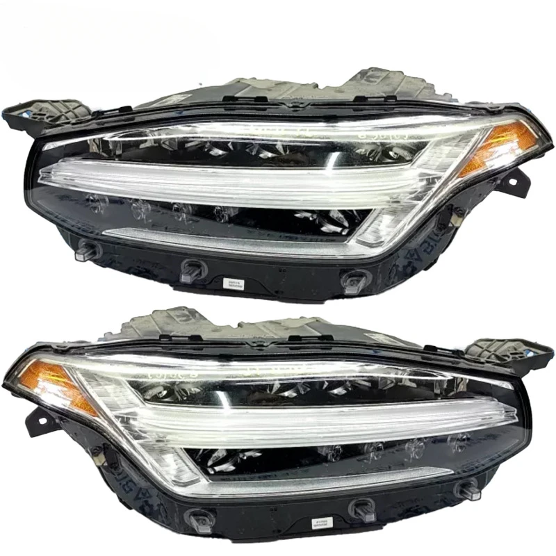 

Suitable for 2016-2018 Volvo XC90 LED headlights, headlights 31395940, 31395941, three drive