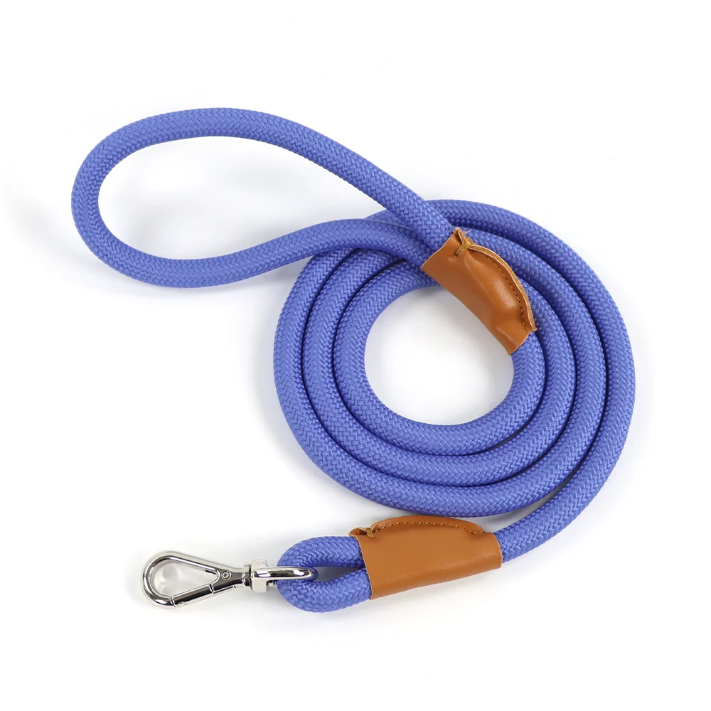 Adjustable Nylon Dog Leash For Large Dogs With Training Buckle_voghion.com