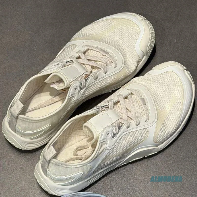 Low Top Mesh Sneakers Men's Fashion Flat Sole Lace Up Casual Sports Shoes Outdoor Summer New Comfortable Breathable Shoes
