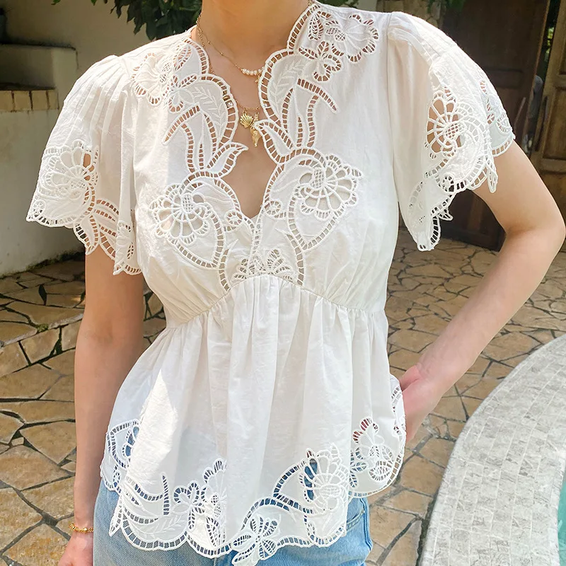 Chemisier brodé à œillets floraux style français pour femme, en coton blanc, col en V, manches bouffantes découpées, sexy, pour l'été et les occasions spéciales