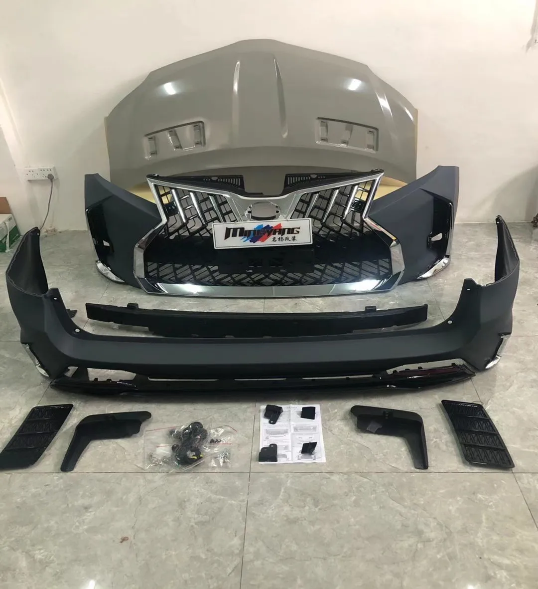 

Modification High Quality LM Design Car Bumper Body Kit for Sienna 2011-2018