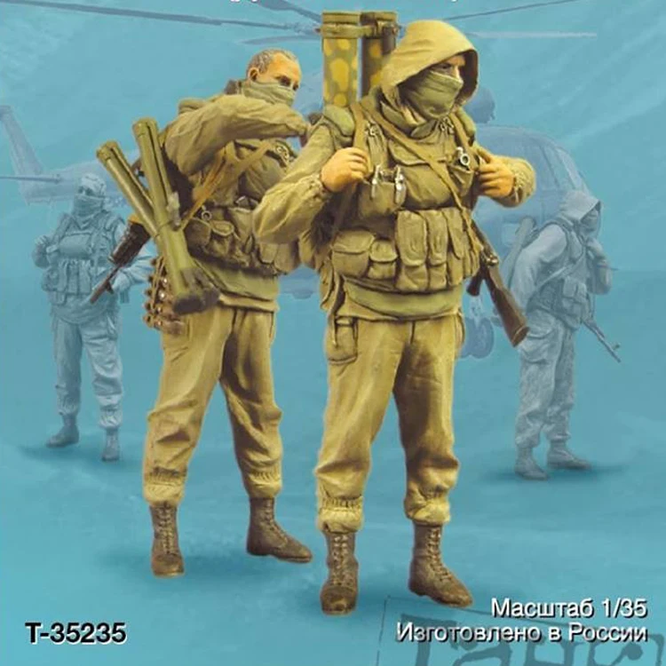 1/35 Soldiers of the GRU spetsnaz with RPO 