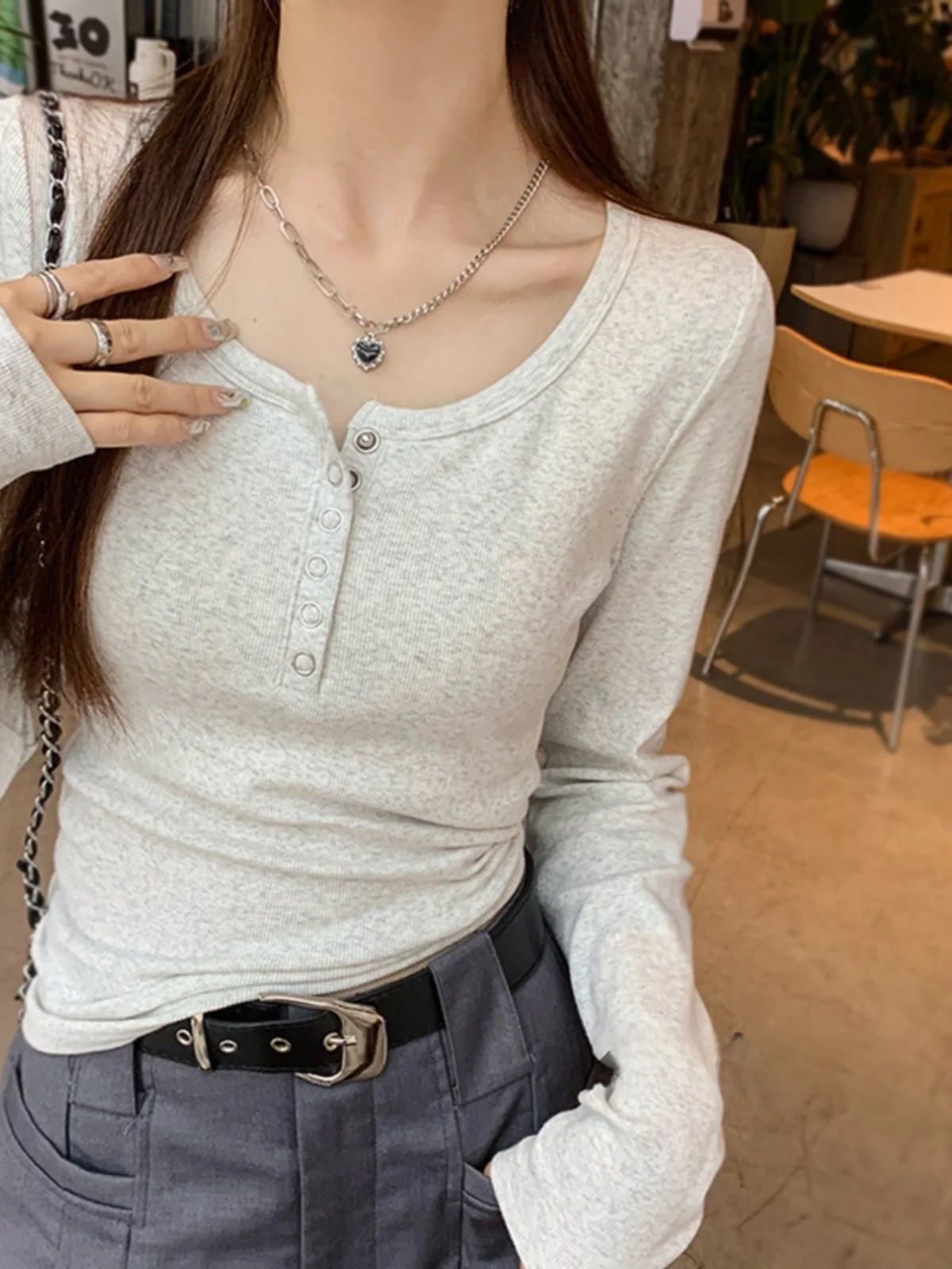 

White Long Sve Cotton T-irt Women's Base Layer irt Slim Fit Winter Top Bla Pure Cotton oulder Level Tee