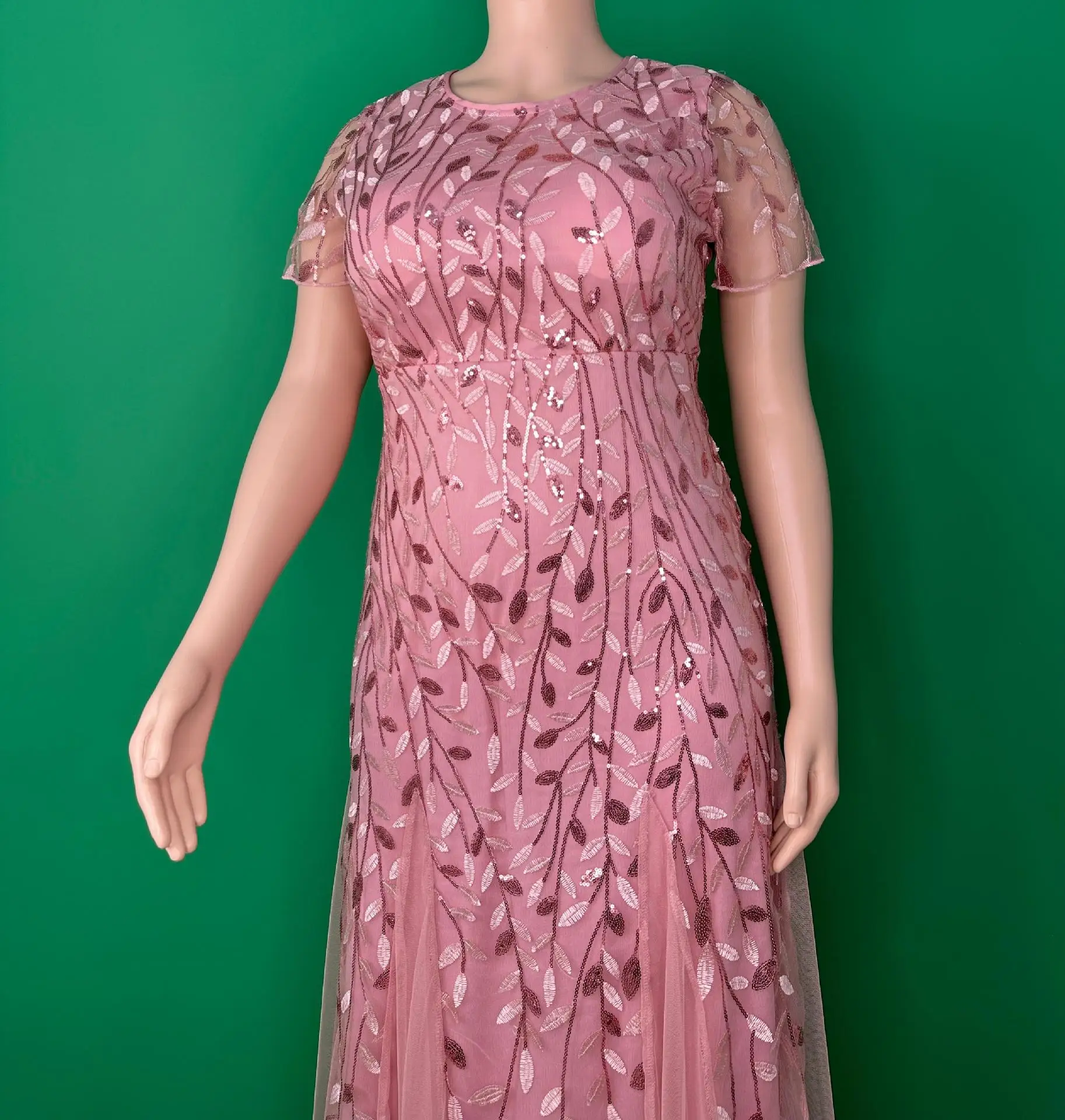 Elegant Sequined Long Pink Formal Evening Dress With Short Sleeves
