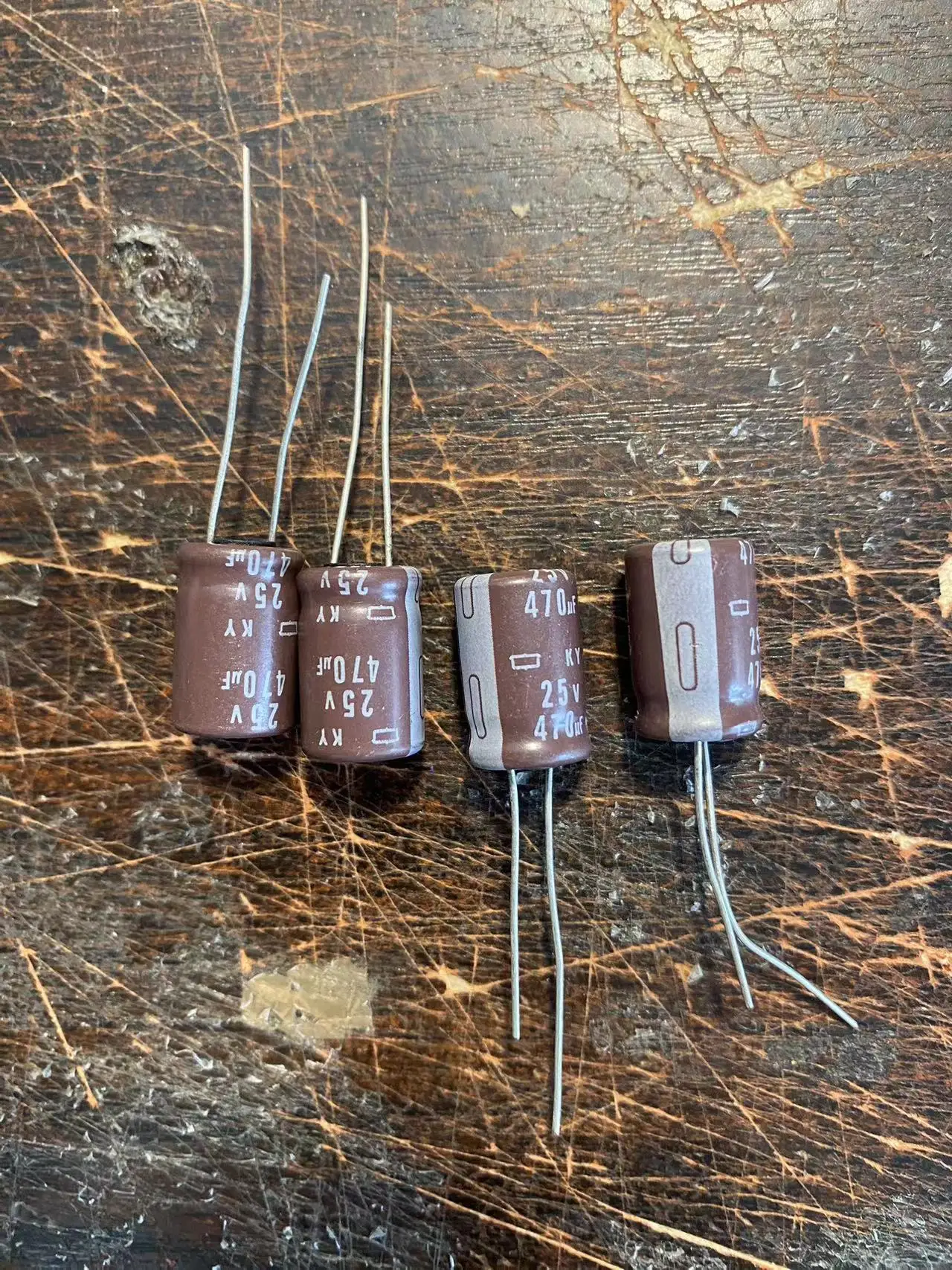 10pcs/20pcs  KY 470UF 25V NIPPON CHEMI-CON Capacitor 25V470UF 10X16 High frequency low resistance