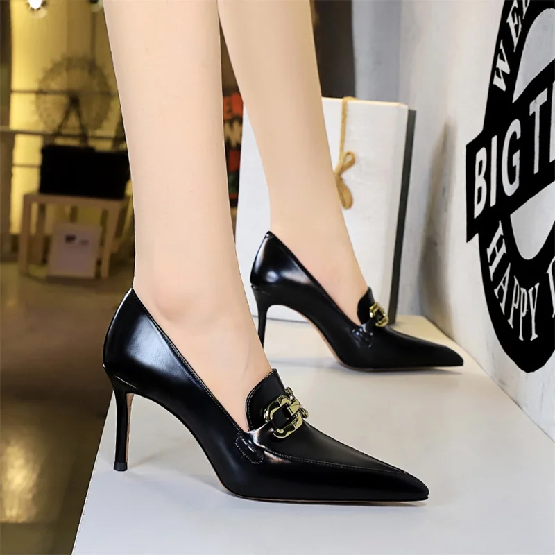 Retro Women Pointed Toe High Heel Wedding Pumps Luxury Designer Metal Chain Buckle Deep Mouth Stiletto Profession Shoes