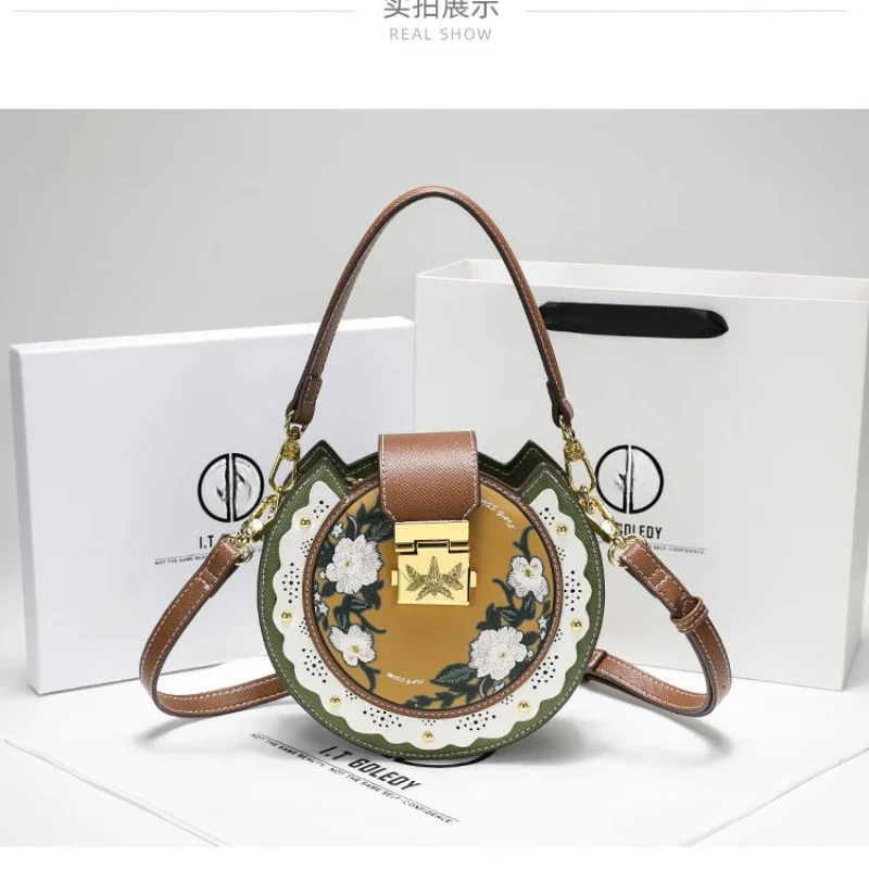 2024 New Leather High-end Niche Design Bag Female Bag Circular Lolita Stlye Boston Handbags Pu Crossbody Purses Bowling Handbags