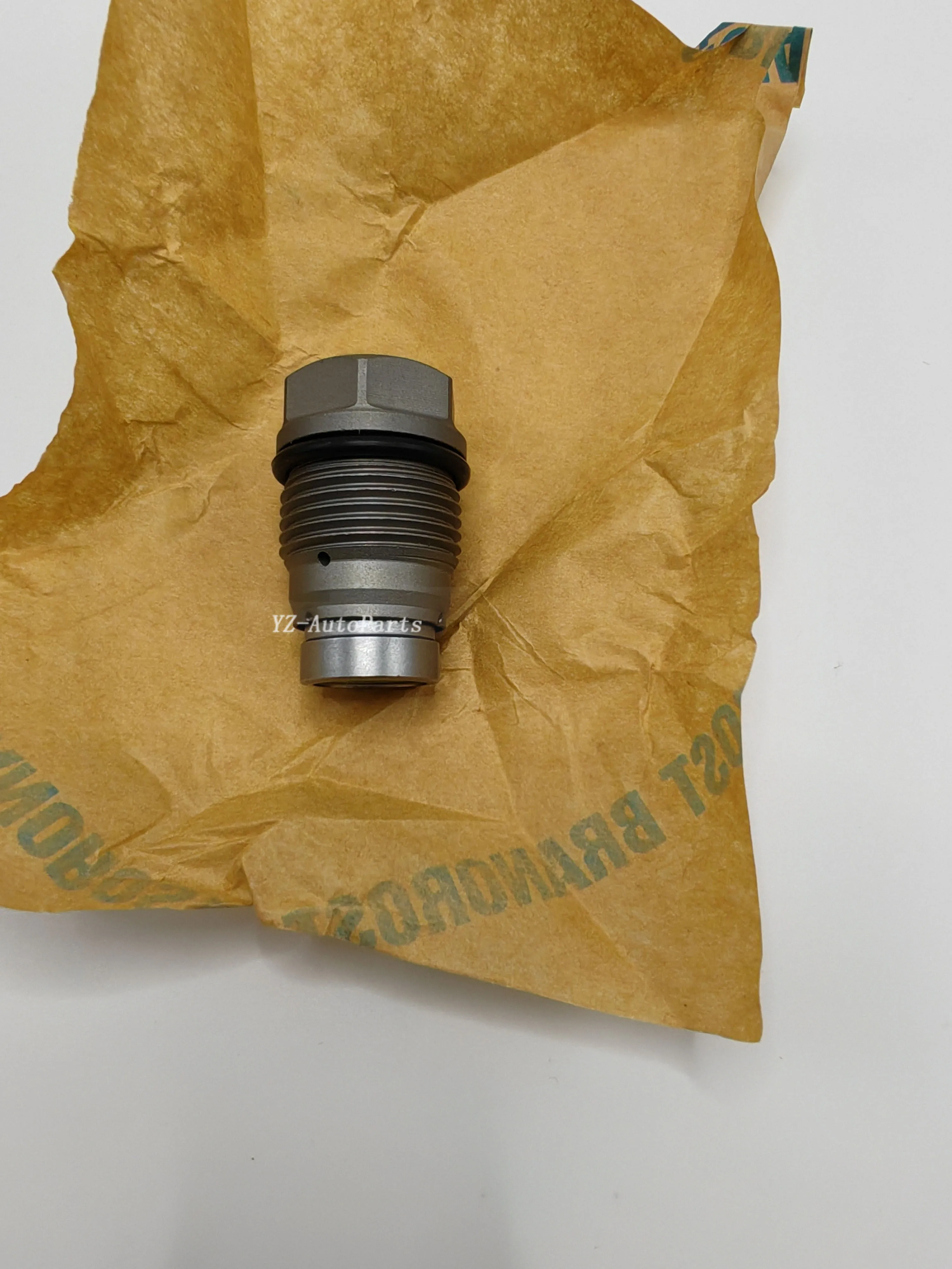 1110010017 Brand New Fuel Rail Pressure Relief Limiter Valve  F00R000741 For H-yundai Libero Porter H-1 KKia